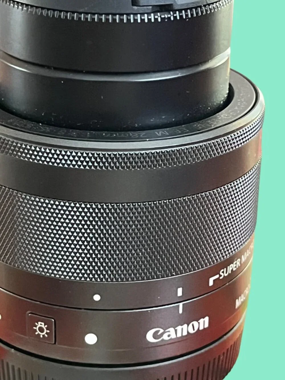 Canon EF-M 28mm f/3.5 IS STM Macro Lens With Super Macro Mode